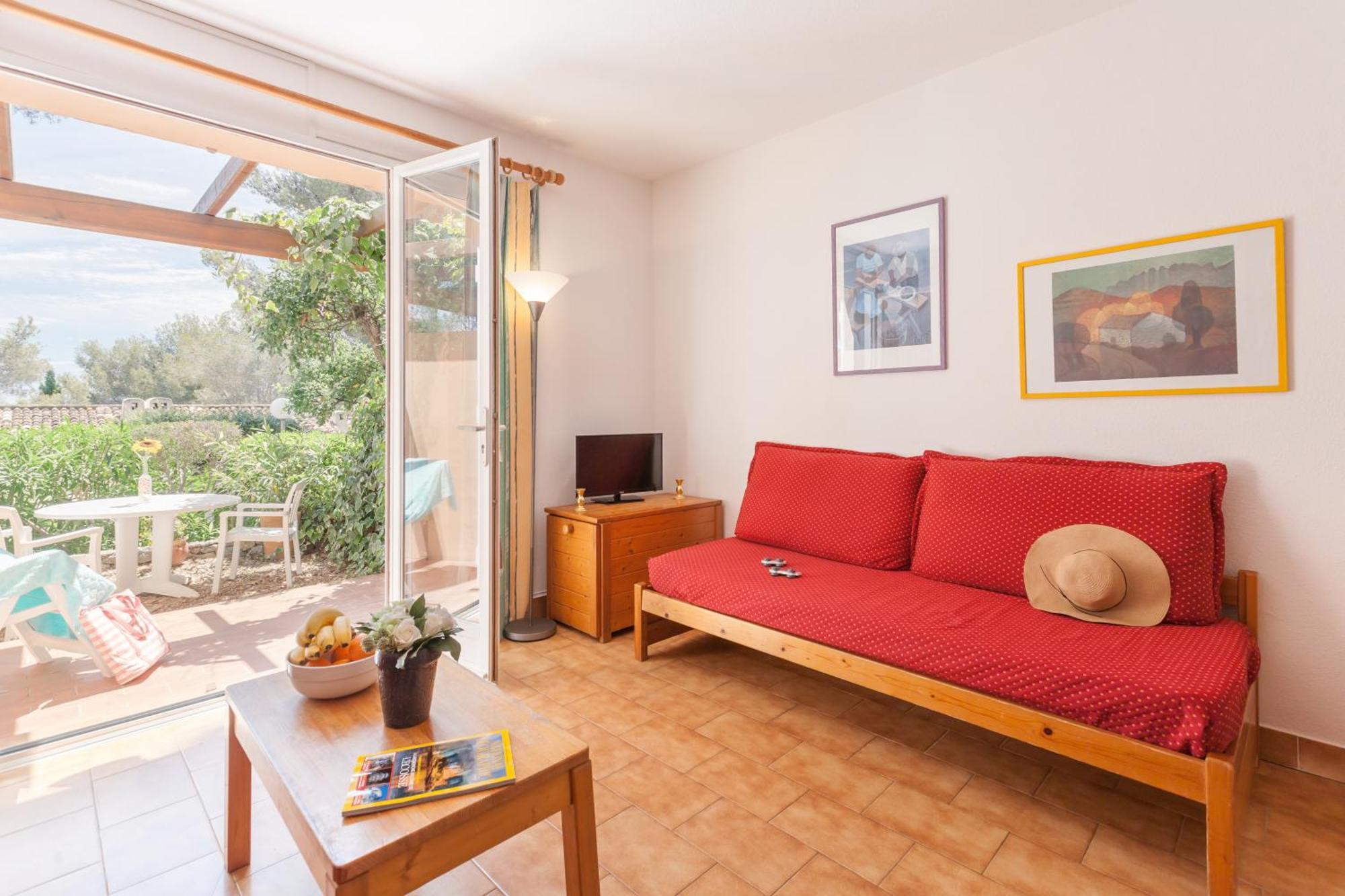 Residence Partenaire Le Domaine De Garlande Кавалере-сюр-Мер Екстериор снимка