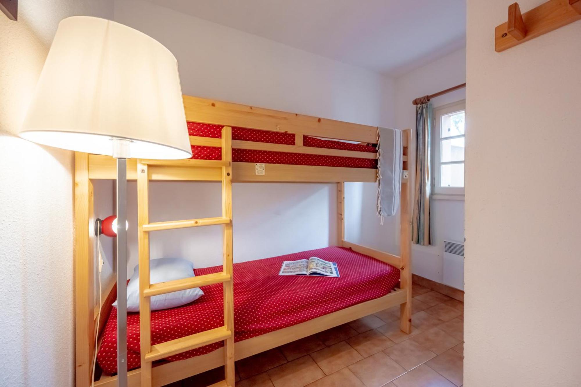 Residence Partenaire Le Domaine De Garlande Кавалере-сюр-Мер Екстериор снимка