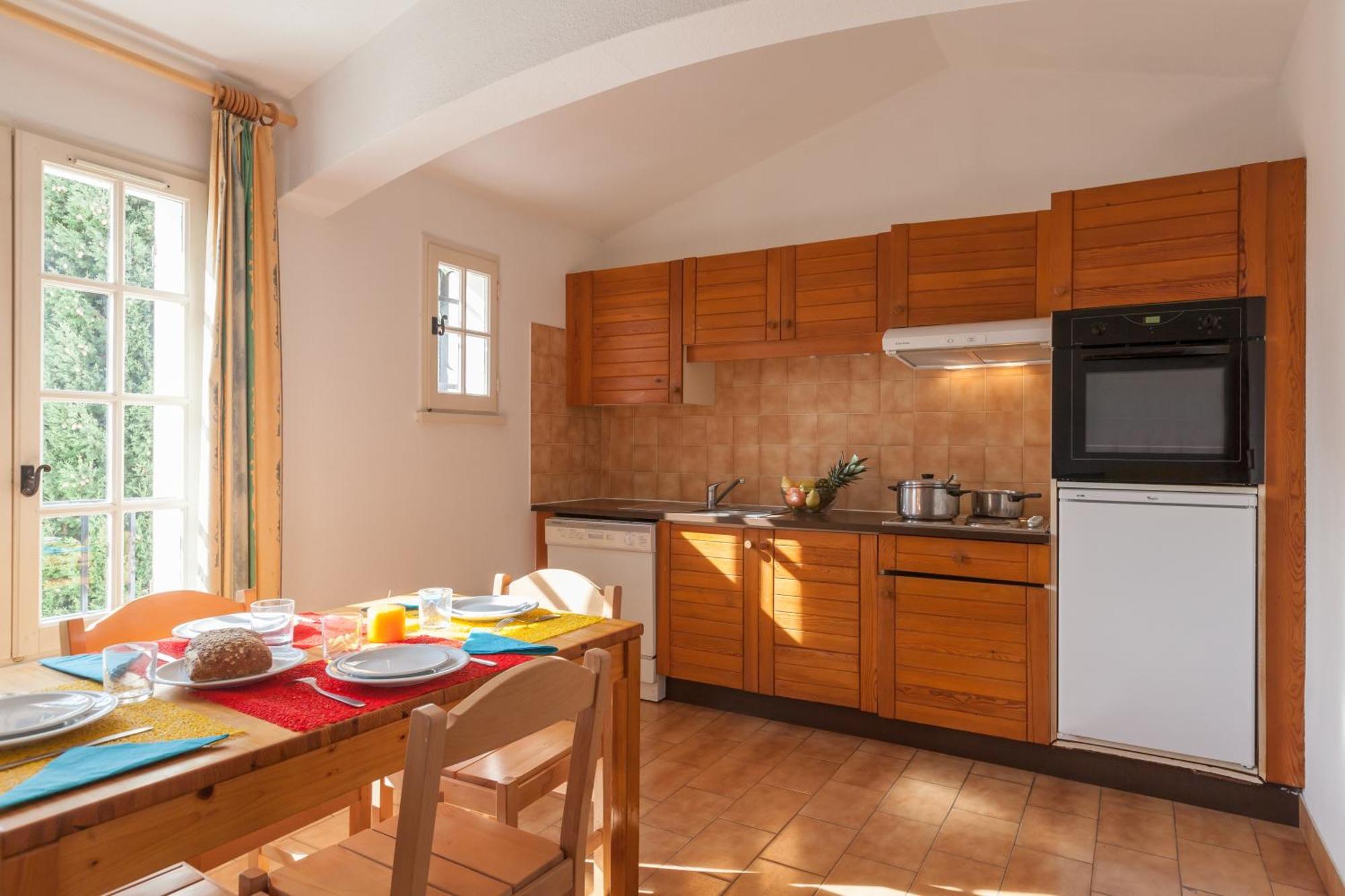 Residence Partenaire Le Domaine De Garlande Кавалере-сюр-Мер Екстериор снимка
