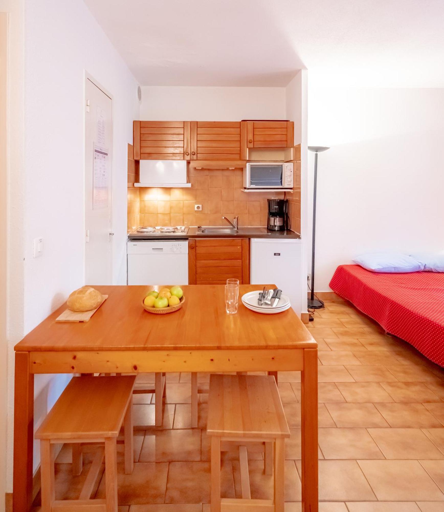 Residence Partenaire Le Domaine De Garlande Кавалере-сюр-Мер Екстериор снимка